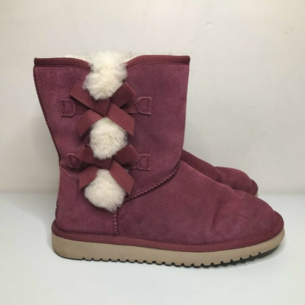 COPY - Koolaburra Victoria Short Boots Women's 8 Berry Purple Shearling Lined B…